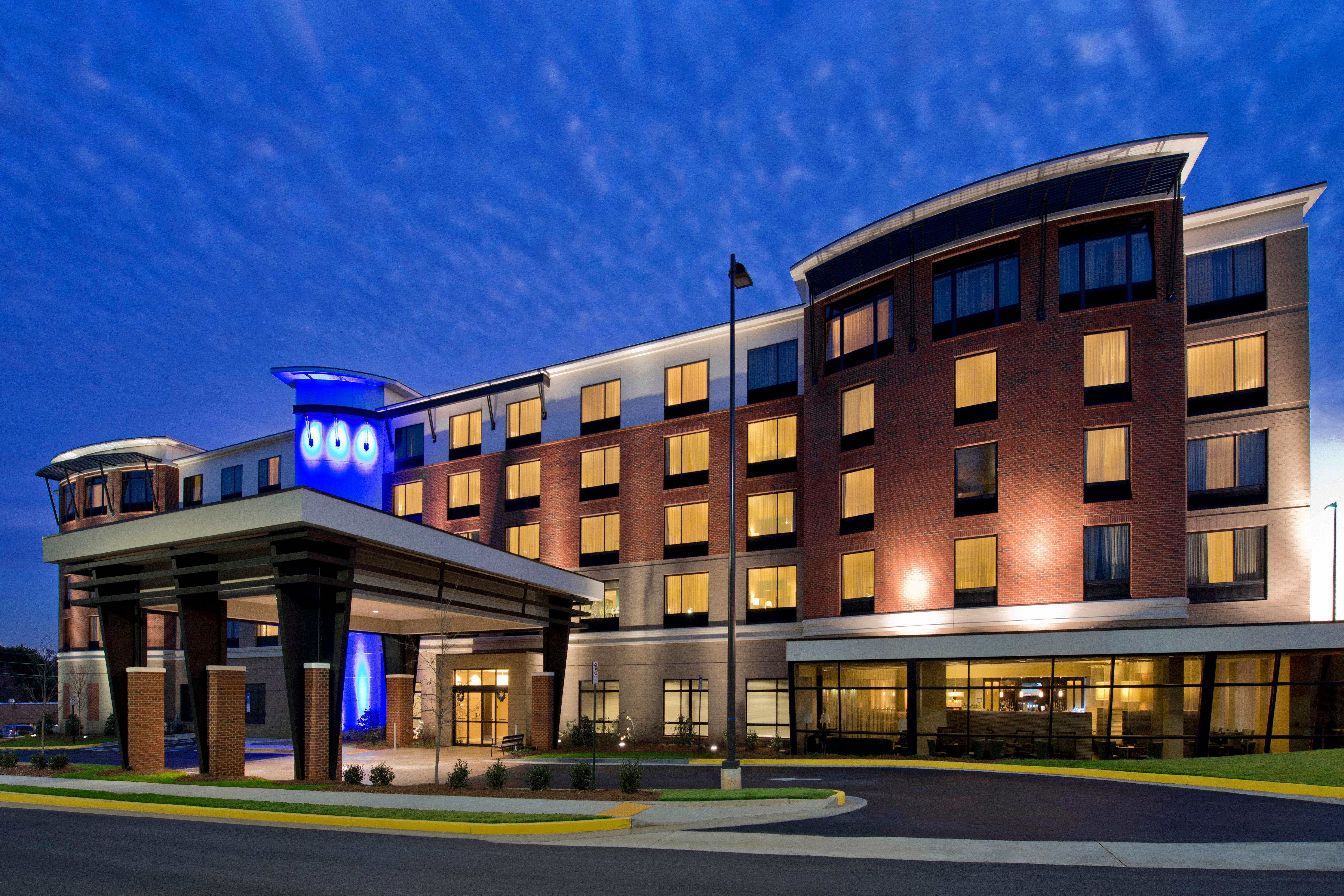Hotel Indigo Atlanta Airport College Park By Ihg Esterno foto